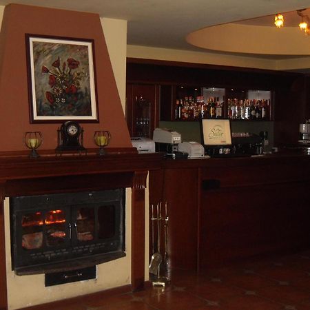ביטולה Hotel Sator מסעדה תמונה